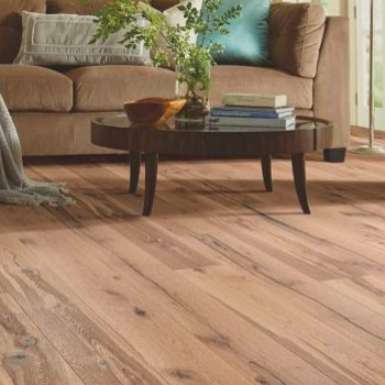 Hardwood flooring living room | ICC Floors Plus