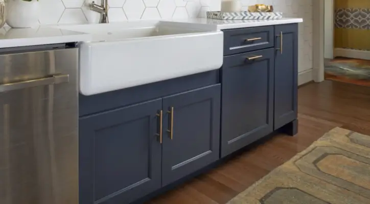 March Kitchen Cabinets blu