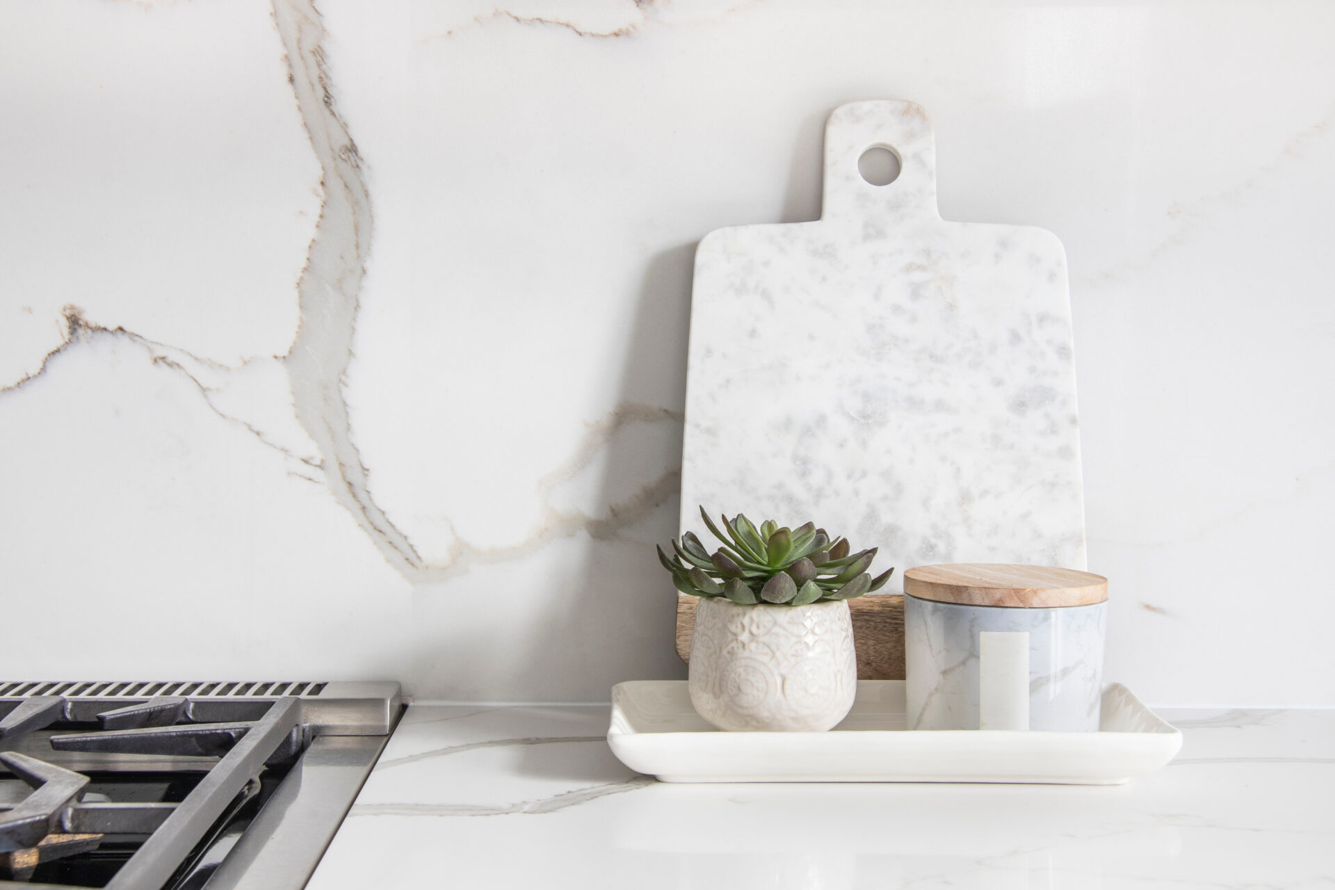 quarts countertop hero - ICC Floors